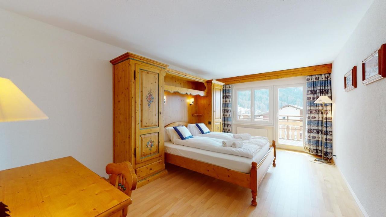 Gonenstein Residence in Leukerbad, entire apartment/studio with balcony Buitenkant foto