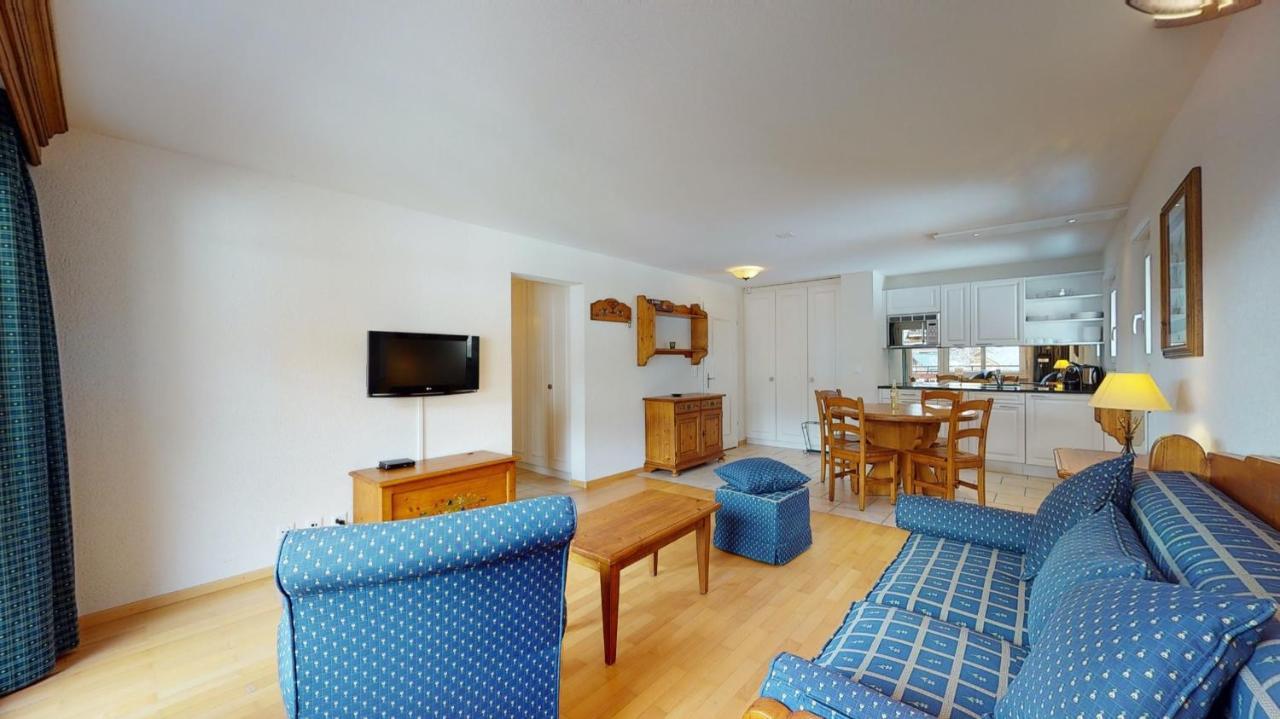 Gonenstein Residence in Leukerbad, entire apartment/studio with balcony Buitenkant foto