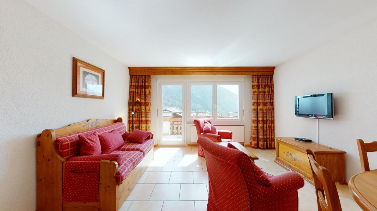 Gonenstein Residence in Leukerbad, entire apartment/studio with balcony Buitenkant foto