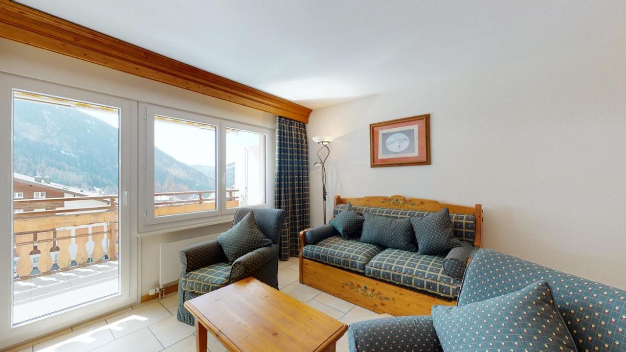 Gonenstein Residence in Leukerbad, entire apartment/studio with balcony Buitenkant foto
