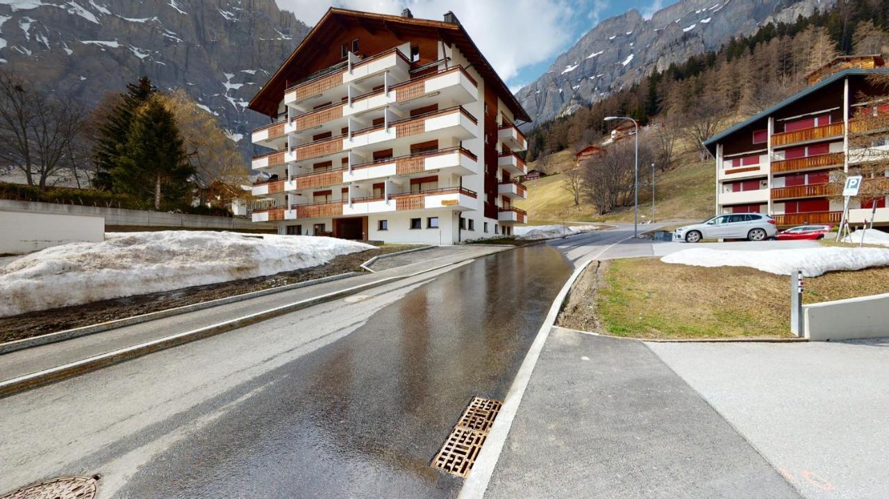 Gonenstein Residence in Leukerbad, entire apartment/studio with balcony Buitenkant foto