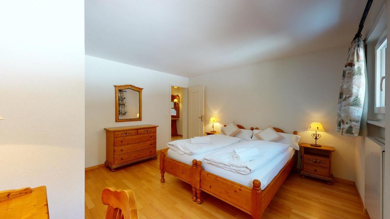 Gonenstein Residence in Leukerbad, entire apartment/studio with balcony Buitenkant foto